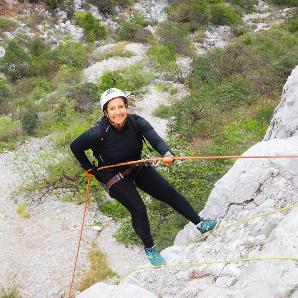¡Gracias por ser nuestra guía en cada paso! 🏔️
Porque te mereces un descanso de la rutina y mucha adrenalina, hemos preparado algo especial para ti, por ser una mamá todoterreno. (Aplica para todos nuestros tours)
Te regalamos un 50% de DESCUENTO en tu próxima aventura siguiendo estos pasos:
Condición: Pagar el 100% de tu experiencia durante todo mayo.
Vigencia: Tienes hasta 1 año para hacer válida tu aventura tras la compra.
Nota: Válido para una sola experiencia por aventurera.
*No aplica con otras promociones. *Aplican términos y condiciones.